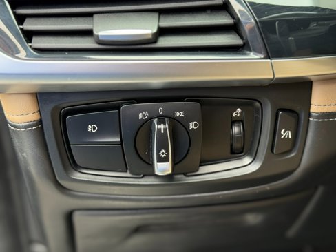 Used 2015 BMW X5 M image 19