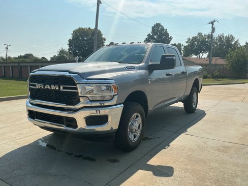 Used 2024 RAM 2500 Tradesman w/ Chrome Appearance Group image 1