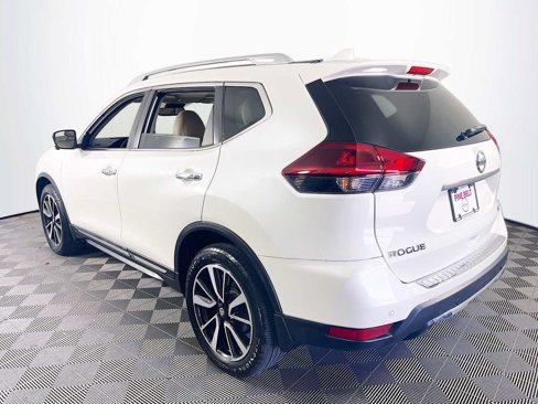Used 2019 Nissan Rogue SL w/ Premium Package image 6