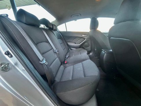 Used 2017 Kia Forte LX image 8