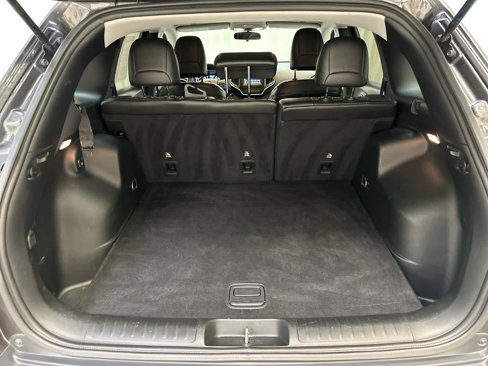 Used 2019 Jeep Cherokee Latitude Plus w/ Cold Weather Group image 24