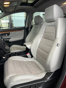 Used 2018 Honda CR-V Touring image 8