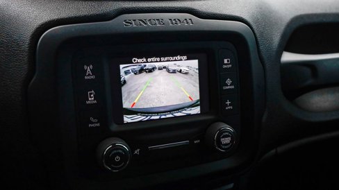 Used 2016 Jeep Renegade Limited image 24