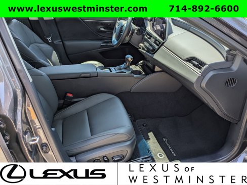 Certified 2024 Lexus ES 300h w/ Premium Package image 5