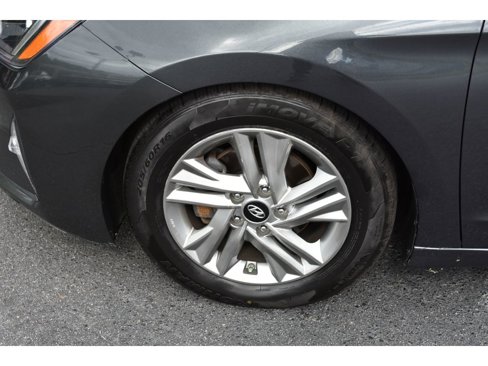 Used 2020 Hyundai Elantra SEL image 9