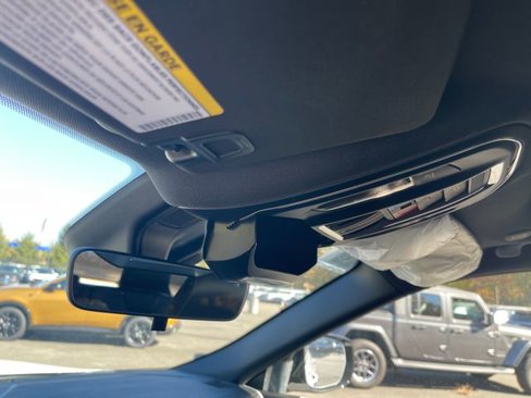 New 2025 Jeep Grand Cherokee Altitude image 26