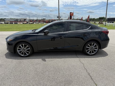 Used 2018 MAZDA MAZDA3 Grand Touring w/ Premium Equipment Package image 6