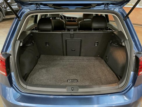 Used 2019 Volkswagen Golf SE w/ Driver Assistance Package image 21