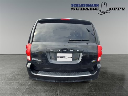 Used 2015 Dodge Grand Caravan SXT w/ UConnect Hands-Free Group image 8