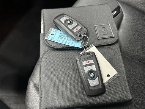 Used 2018 BMW 320i xDrive Sedan w/ Convenience Package image 22