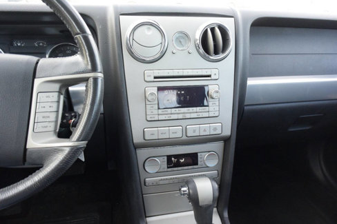 Used 2007 Lincoln MKZ image 12
