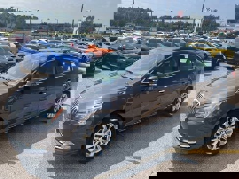 Used 2014 Buick LaCrosse Leather image 4