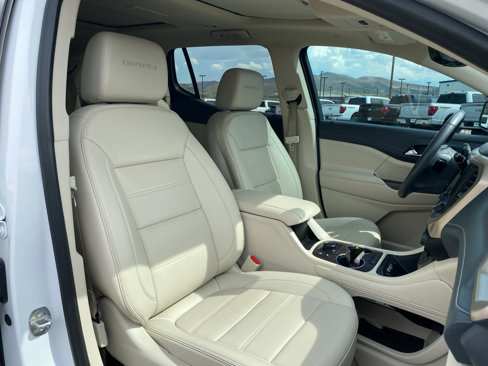 Used 2022 GMC Acadia Denali w/ Denali Ultimate Package image 5