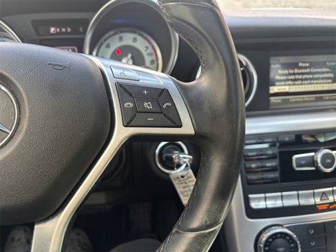 Used 2014 Mercedes-Benz SLK 250 image 25