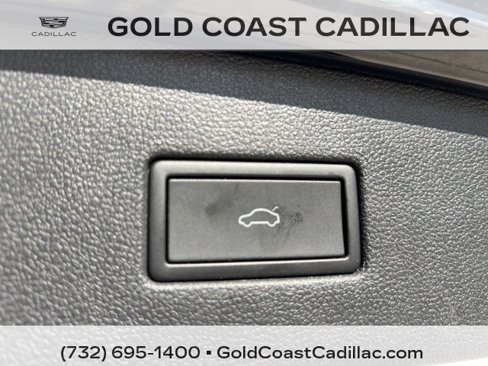 Used 2022 Volkswagen Tiguan SE R-Line image 13