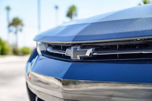 Used 2018 Chevrolet Camaro LT image 3