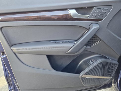 Used 2019 Audi Q5 2.0T Premium Plus w/ Premium Plus Package image 17