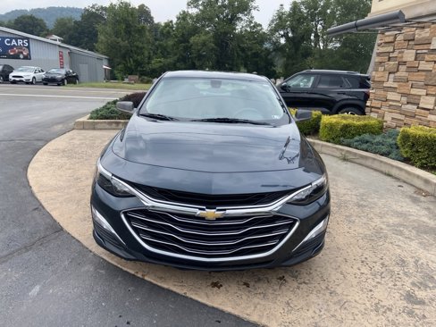 Used 2020 Chevrolet Malibu LS image 2