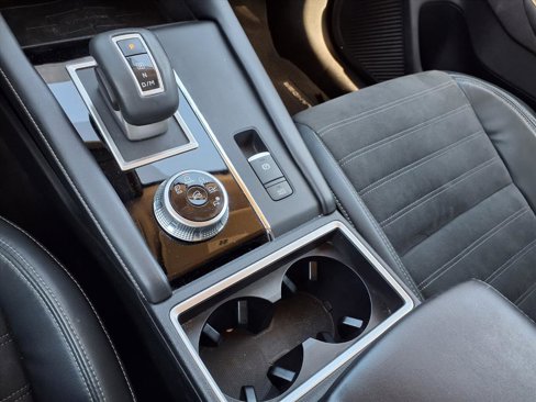 Used 2022 Mitsubishi Outlander SE image 14