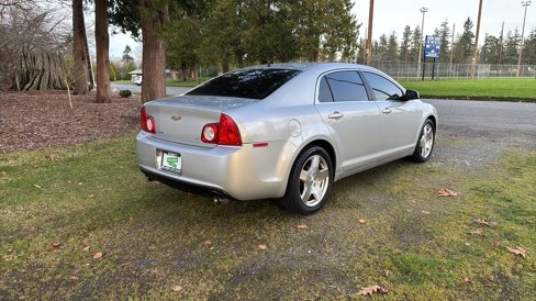Used 2009 Chevrolet Malibu LT w/ HFV6 Engine Package image 8