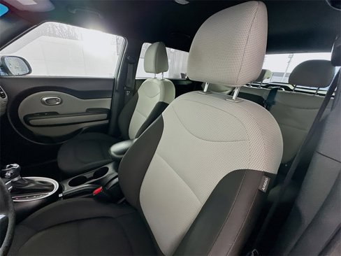 Used 2019 Kia Soul image 19