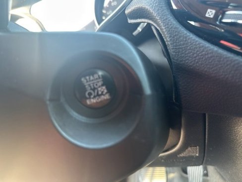 Used 2018 Jeep Compass Limited image 11