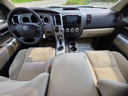 Used 2008 Toyota Sequoia SR5 image 11