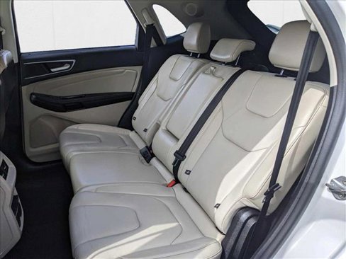 Used 2015 Ford Edge Titanium w/ Technology Package image 15