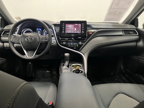 Used 2023 Toyota Camry LE w/ Convenience Package image 21