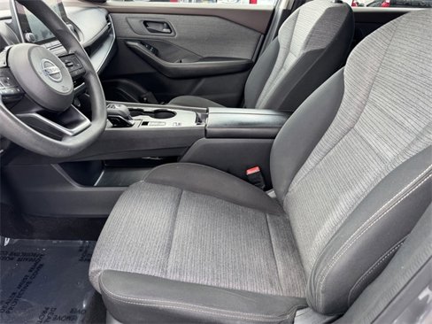 Used 2021 Nissan Rogue S image 9