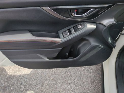 Used 2019 Subaru Crosstrek 2.0i Limited image 12