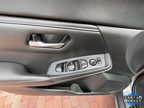 Used 2021 Nissan Sentra SV w/ Trunk Package image 11