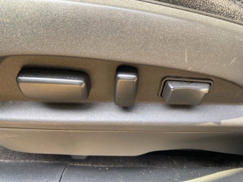 Used 2016 Chevrolet Equinox LT w/ Convenience Package image 9