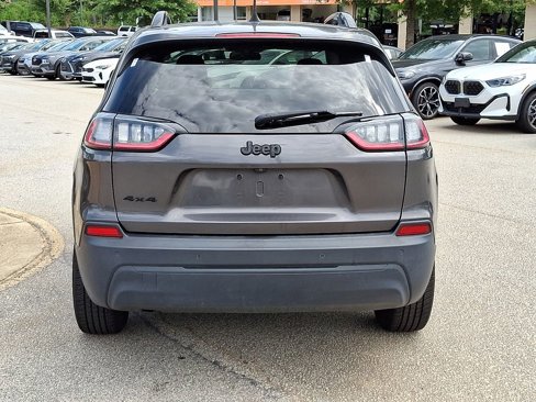 Used 2020 Jeep Cherokee Latitude Plus image 5