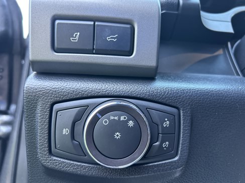 Used 2019 Ford Expedition Max XLT w/ Equipment Group 202A image 24