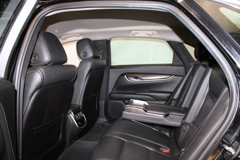 Used 2019 Cadillac XTS Luxury image 9
