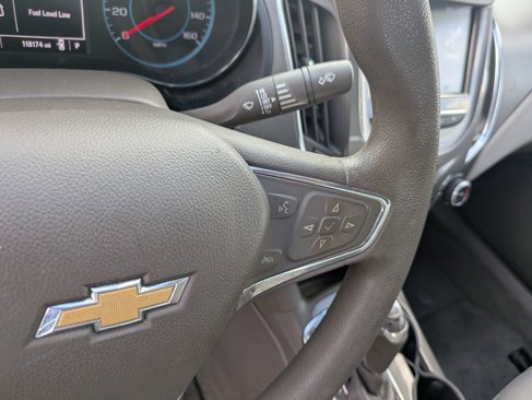Used 2016 Chevrolet Cruze LT w/ Convenience Package image 18