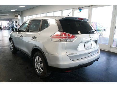 Used 2016 Nissan Rogue S image 5