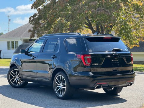 Used 2017 Ford Explorer Sport w/ Equipment Group 401A image 6