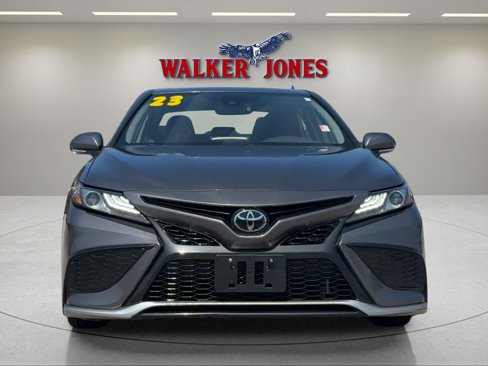 Used 2023 Toyota Camry XSE image 8