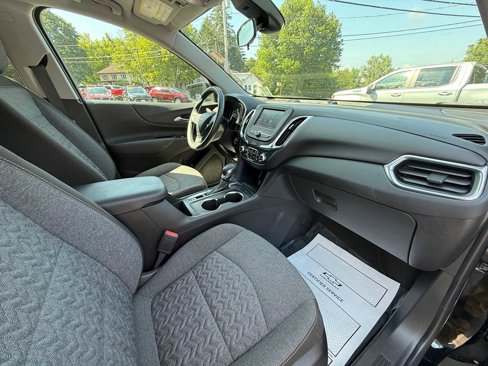 Used 2023 Chevrolet Equinox LT image 38