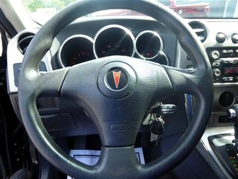 Used 2004 Pontiac Vibe w/ Moon And Tunes Value Package image 13