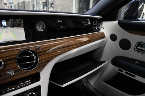 Used 2024 Rolls-Royce Ghost w/ Ghost Package image 21