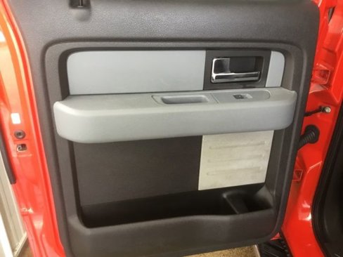 Used 2013 Ford F150 XLT w/ XLT Chrome Pkg image 8
