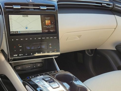 Used 2024 Hyundai Tucson Limited image 25