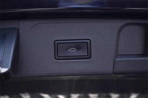Used 2019 Volkswagen Atlas SEL R-Line image 27