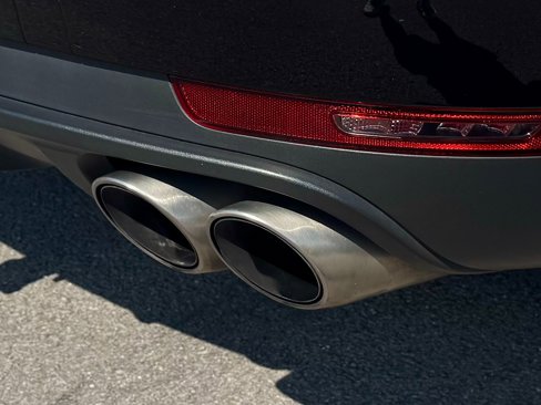 Used 2018 Porsche Macan S image 78