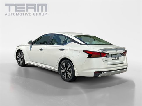 Used 2022 Nissan Altima 2.5 SV image 5