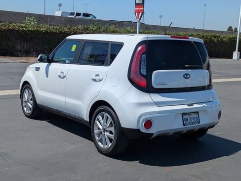 Used 2019 Kia Soul + image 12