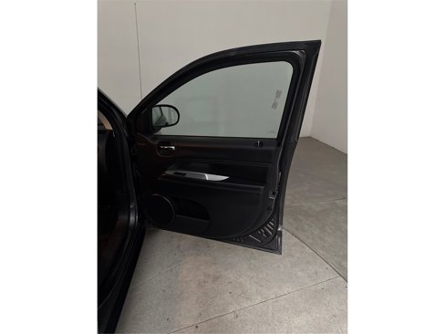 Used 2016 Jeep Compass Latitude image 19